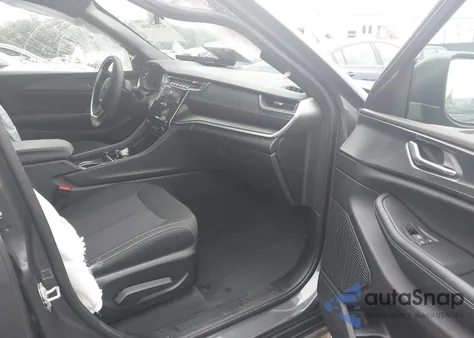 2025 Jeep Grand Cherokee Laredo 4X4 z USA, uszkodzony, nr VIN 1C4RJHAG1SC276090